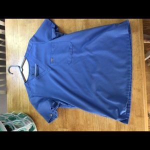 FIGS scrub top. Women’s size small.